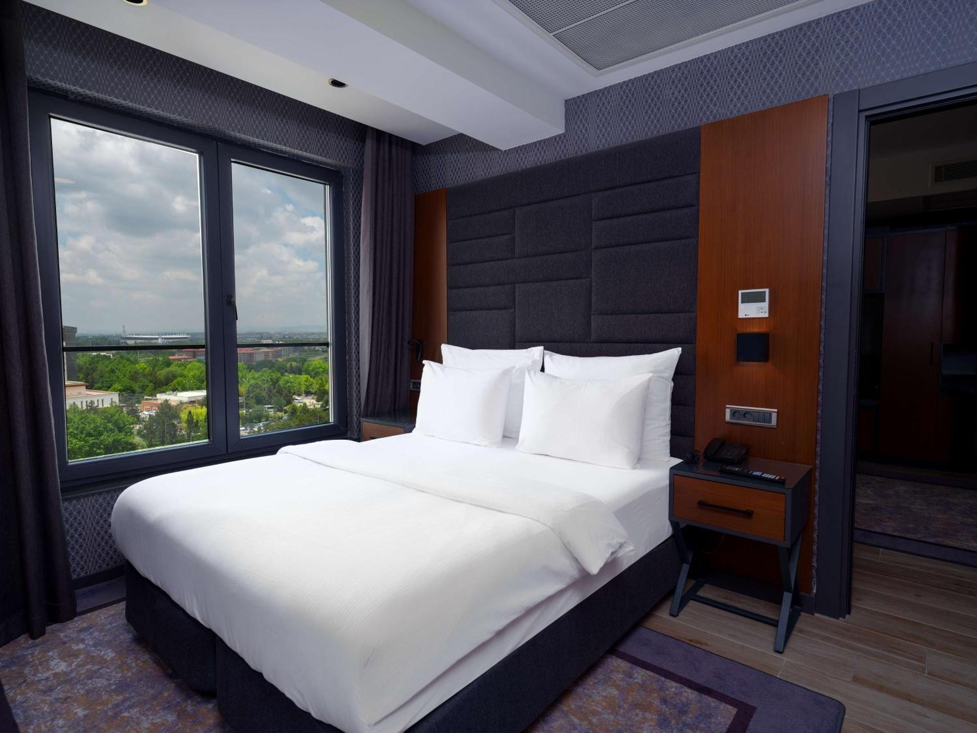Nova Vista Deluxe & Suites A Member Of Radisson Individuals Eskisehir Exterior foto